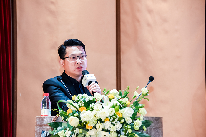 王宗杰.jpg