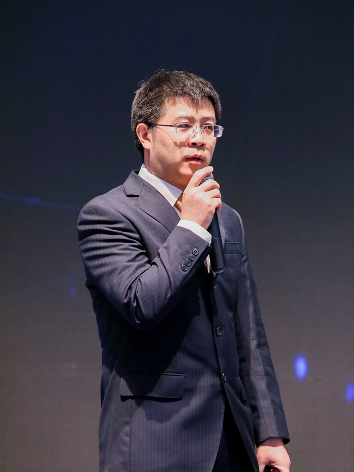 海信李本卫.jpg